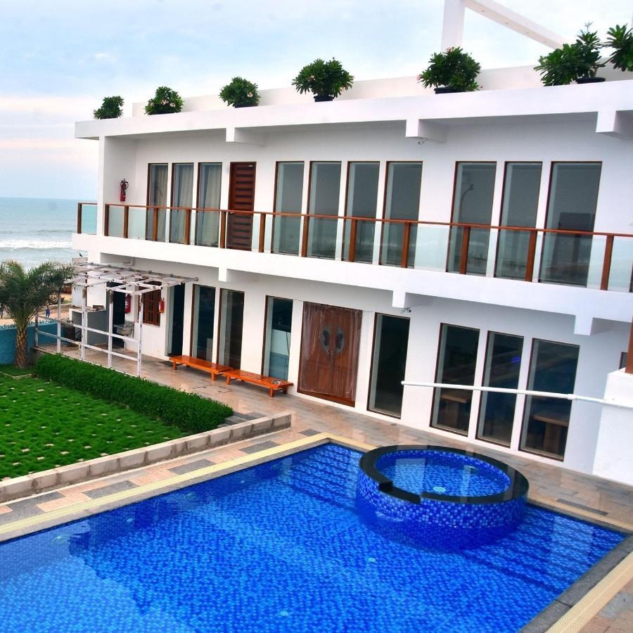 Umino Beach Resort Chennai Exterior foto