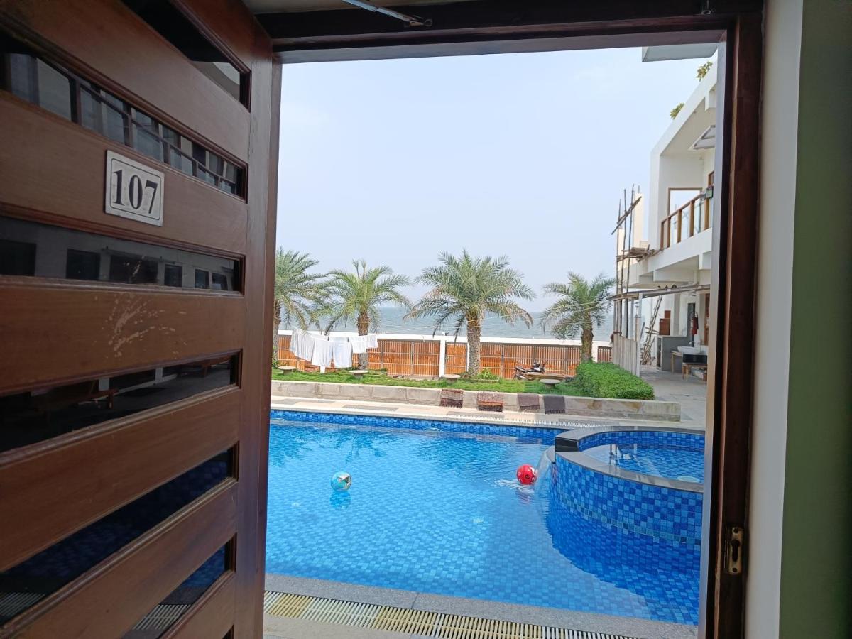Umino Beach Resort Chennai Exterior foto