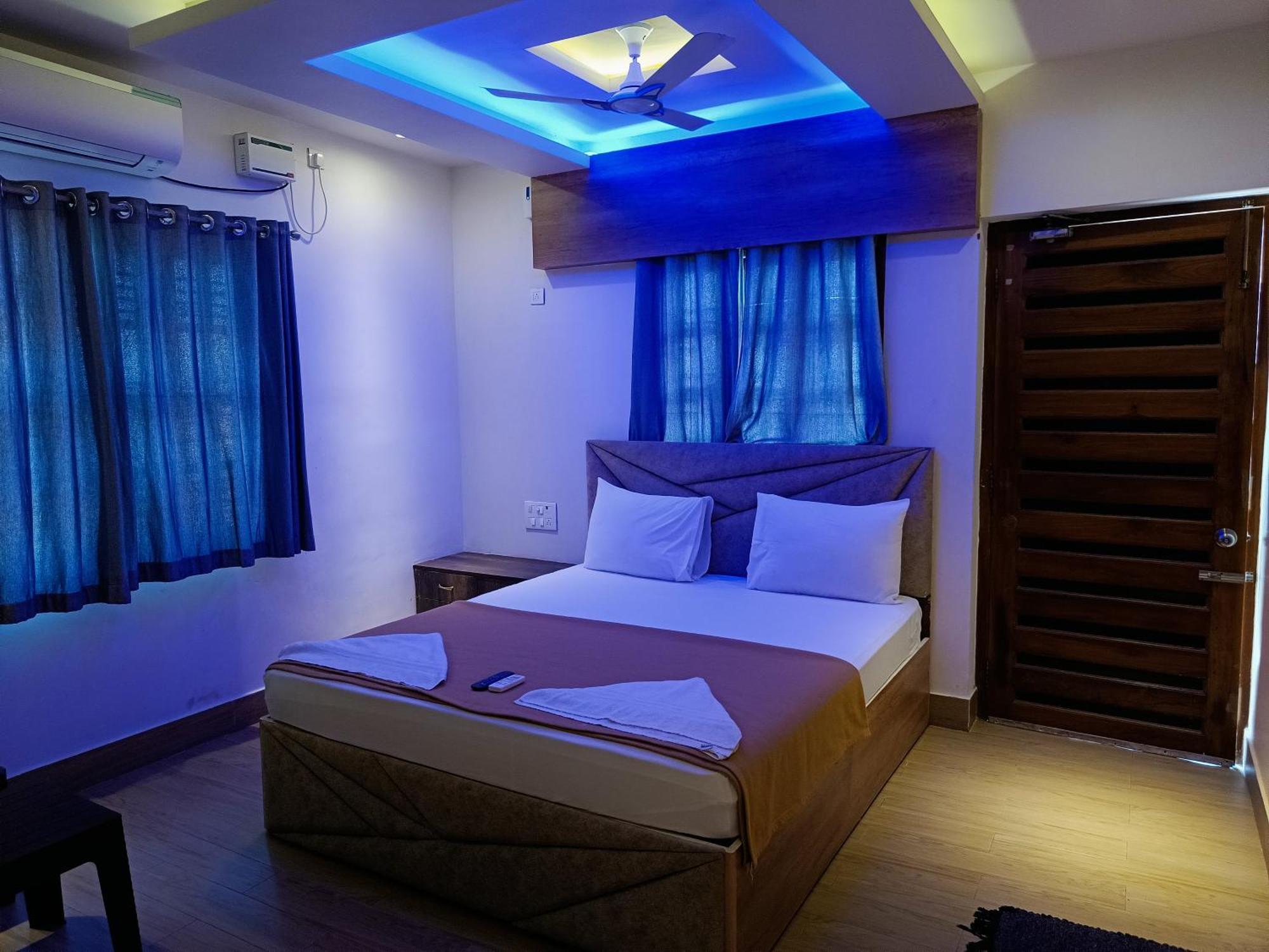 Umino Beach Resort Chennai Exterior foto