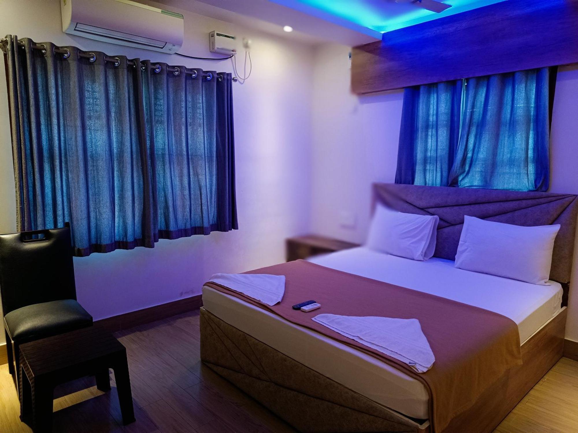 Umino Beach Resort Chennai Exterior foto